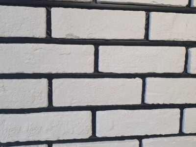 Alpine-White-Brick-Slip-Tiles-to-clad-a-wall